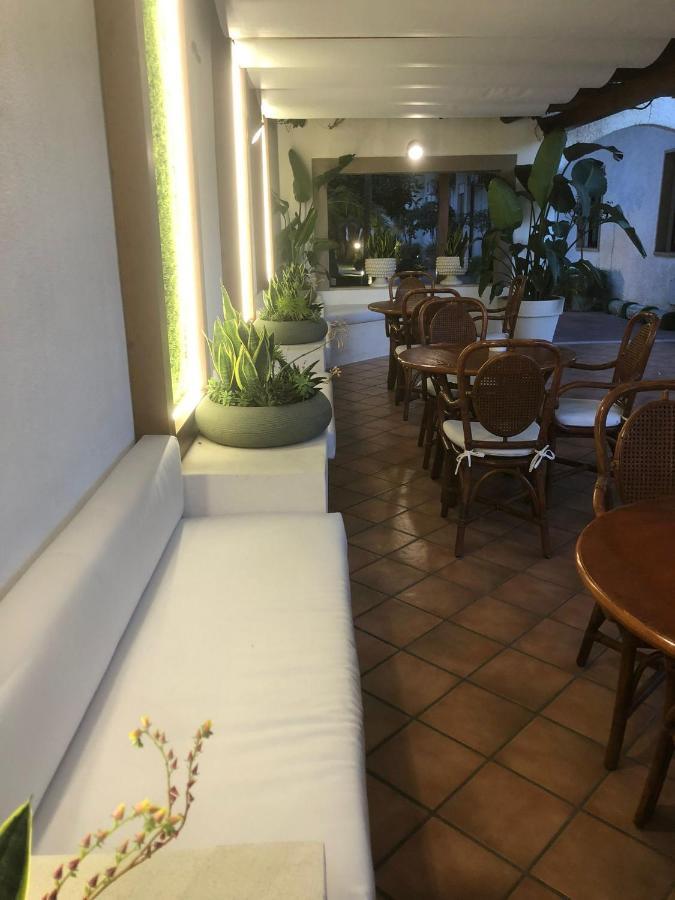 Hotel Redebora Torregrotta Exteriör bild